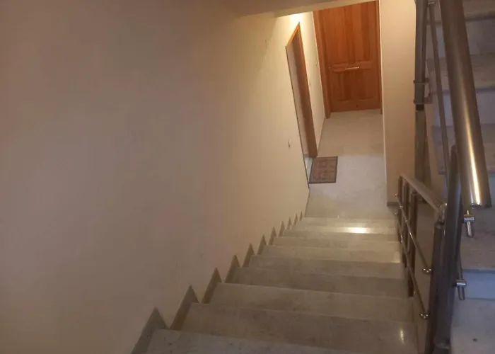 Aphrodite アパート *