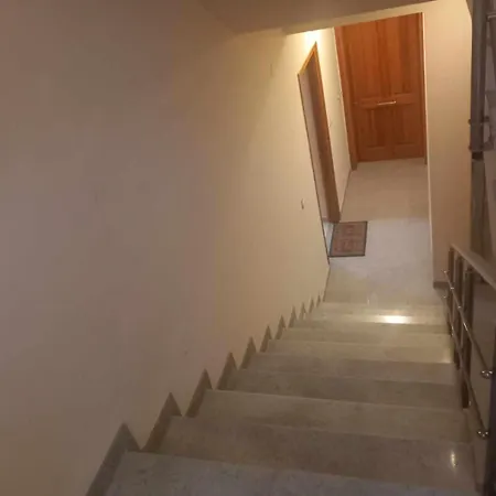 Aphrodite Apartman *